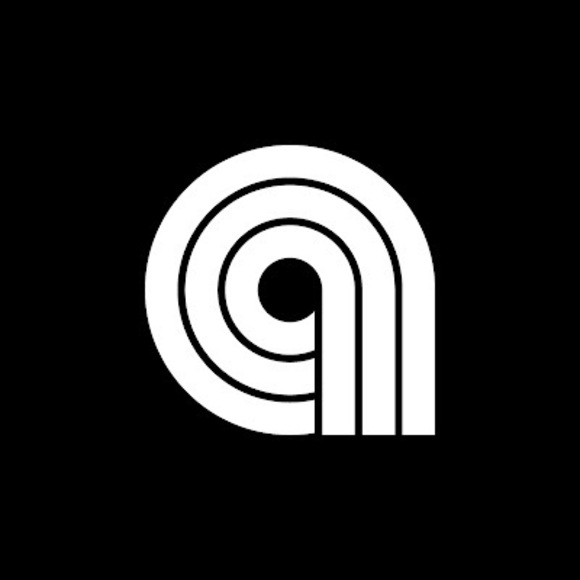 Meet your Posher, Alex - Picture 1 of 1